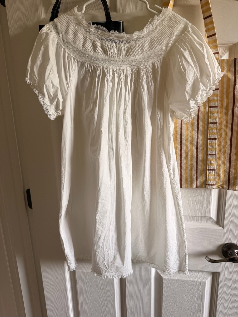 Doen Daphne Dress in Salt (White) - Picture 7 of 9